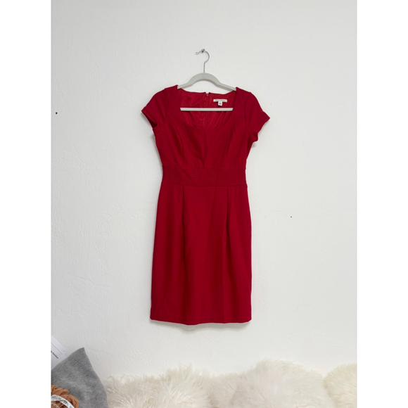 Banana Republic Dresses & Skirts - Women's Banana Republic Red Short Sleeve Dress Size 4 Wool